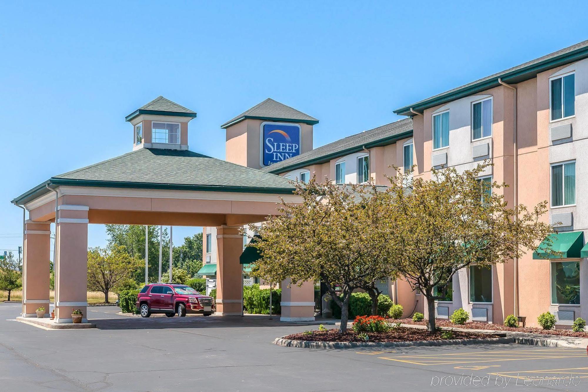 Sleep Inn & Suites Oregon Екстериор снимка